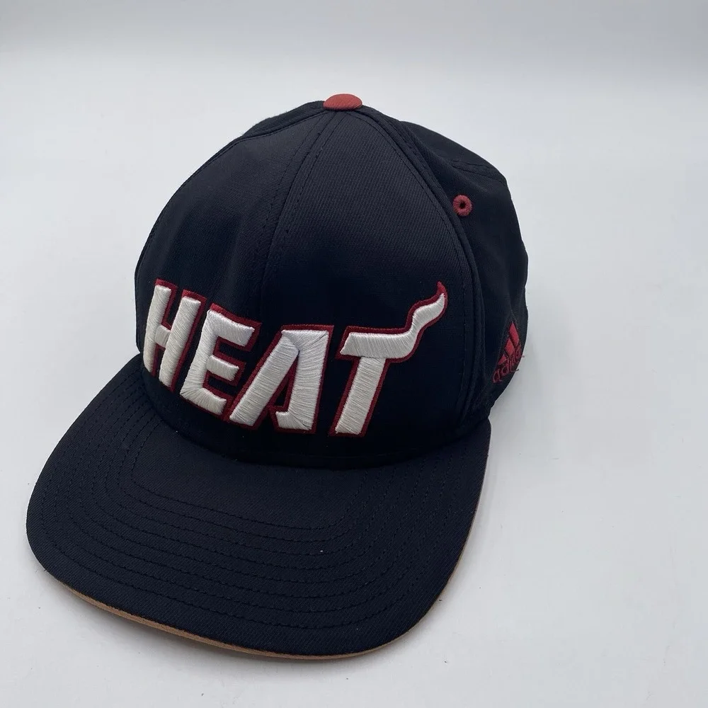 Miami Heat Hat Throwback Adidas SnapBack Spellout Black Cleaned